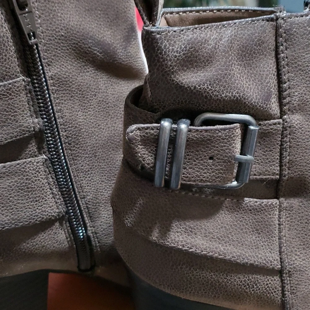 American Rage 9m - Picture 6 of 6